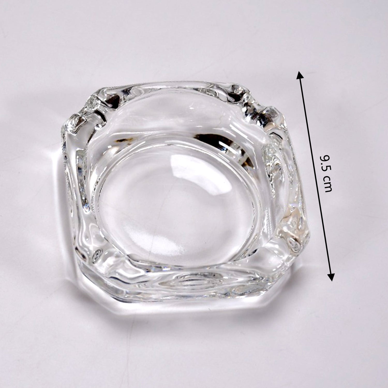 4064 Glass Brunswick Crystal Quality Cigar Cigarette Ashtray Round Tabletop for Home Office Indoor Outdoor Home Decor DeoDap 4064 Glass Brunswick Crystal Quality Cigar Cigarette Ashtray Round Tabletop for Home Office Indoor Outdoor Home Decor DeoDap